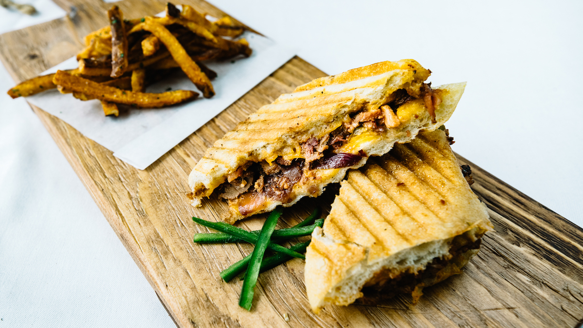 Restaurants Near Ice Rinks