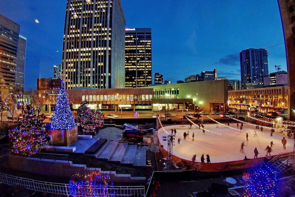 Restaurants Near Ice Rinks