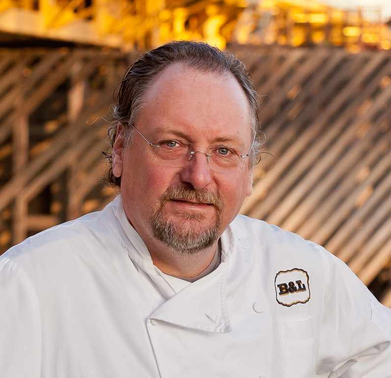 A New Kitchen Culture: Mental Health & Sobriety in the Restaurant Industry