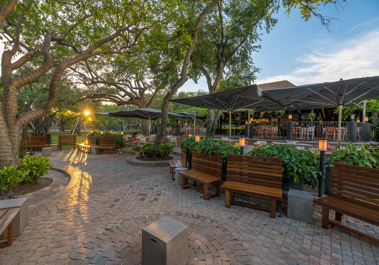An outdoor restaurant in a park