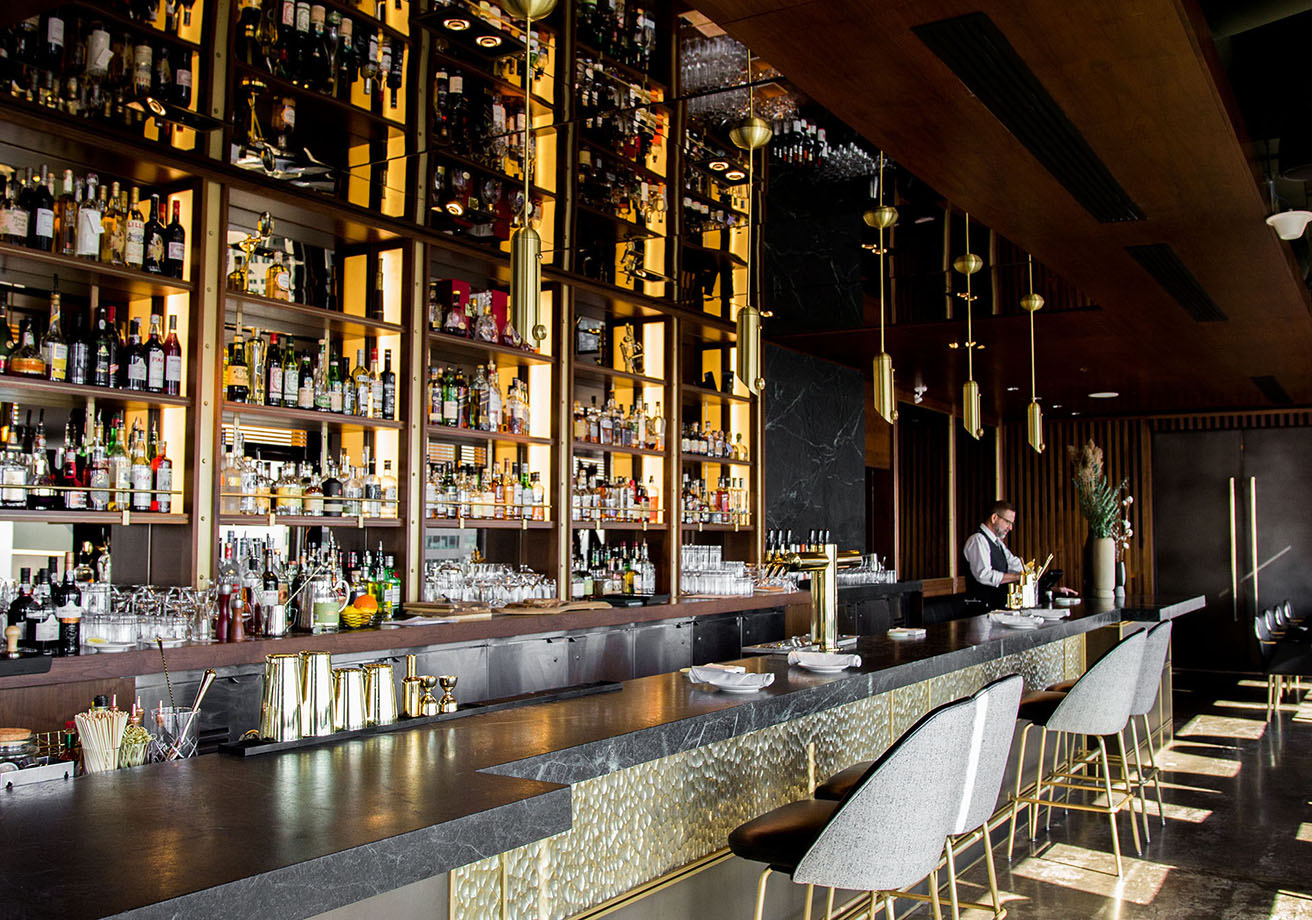 Canoe's bar