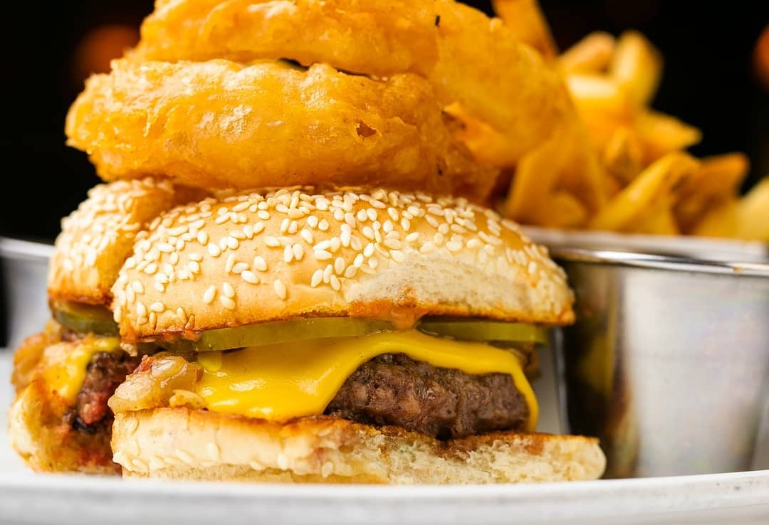 Lure Fishbar Burger