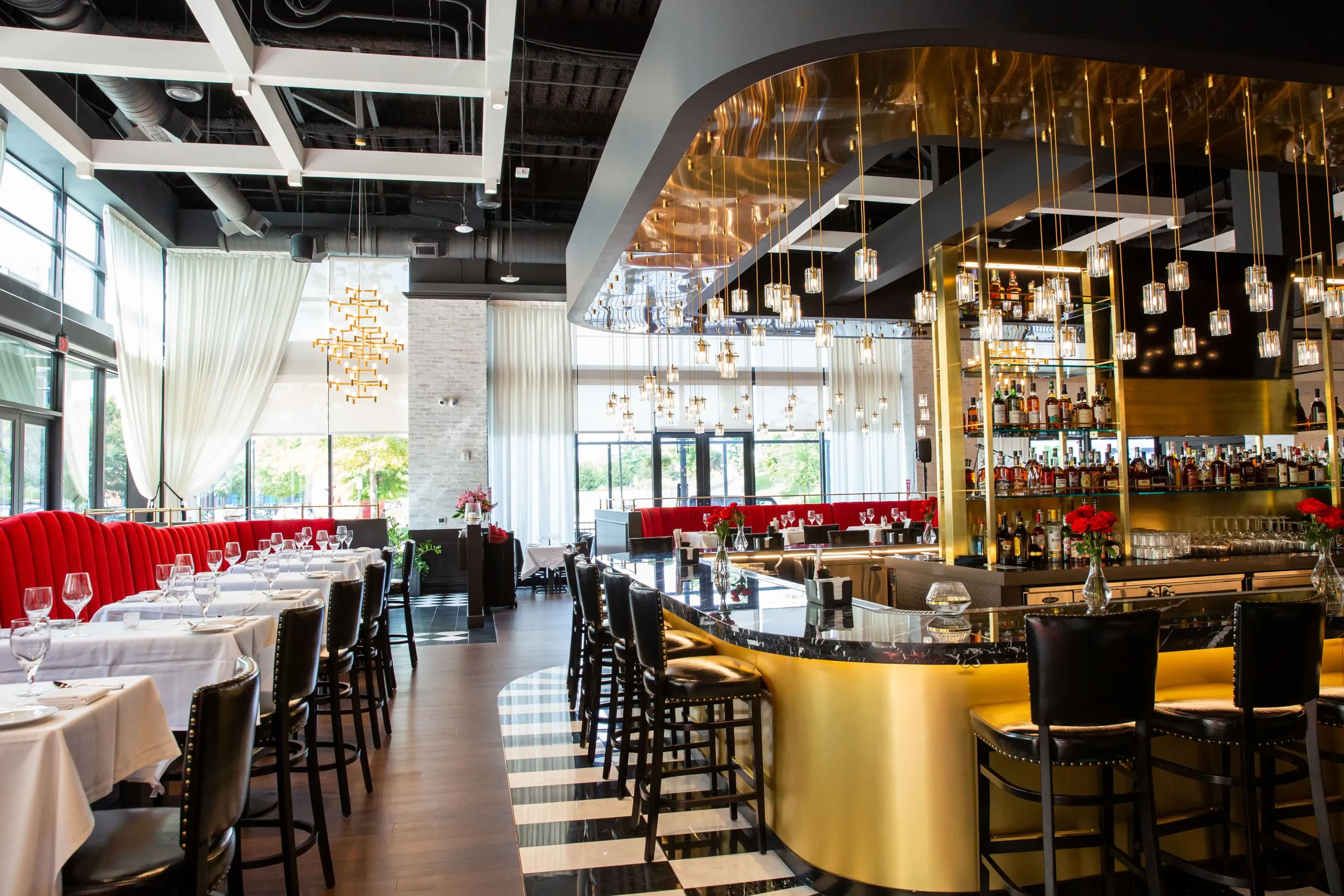 jon-muer-seafood-credit-nashville-guru