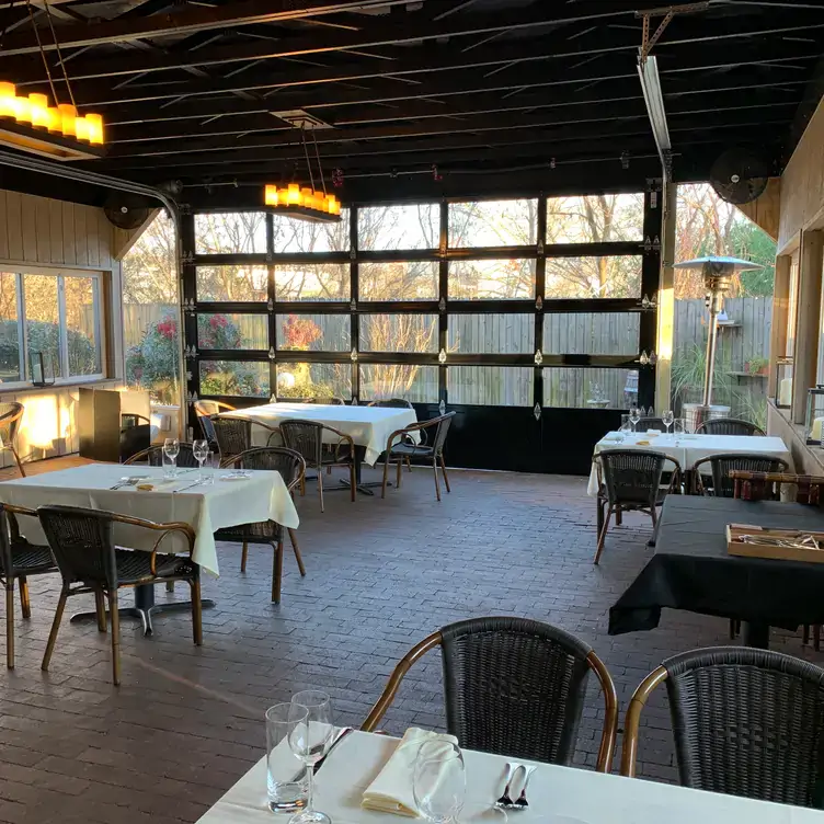 the-ivy-inn