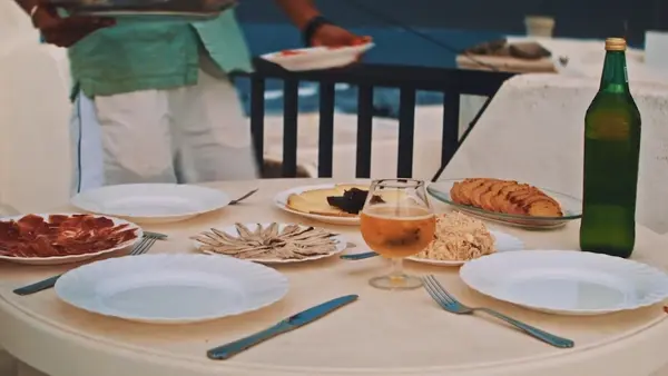 top outdoor dining