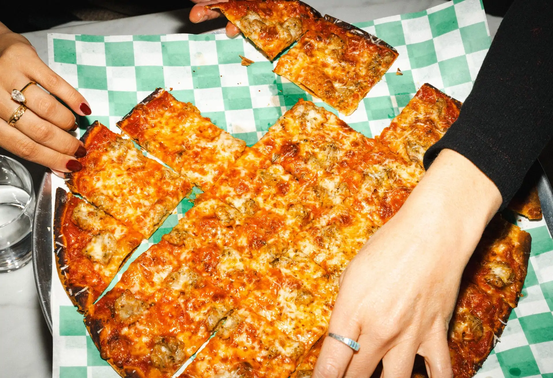 pizz-amici-chicago